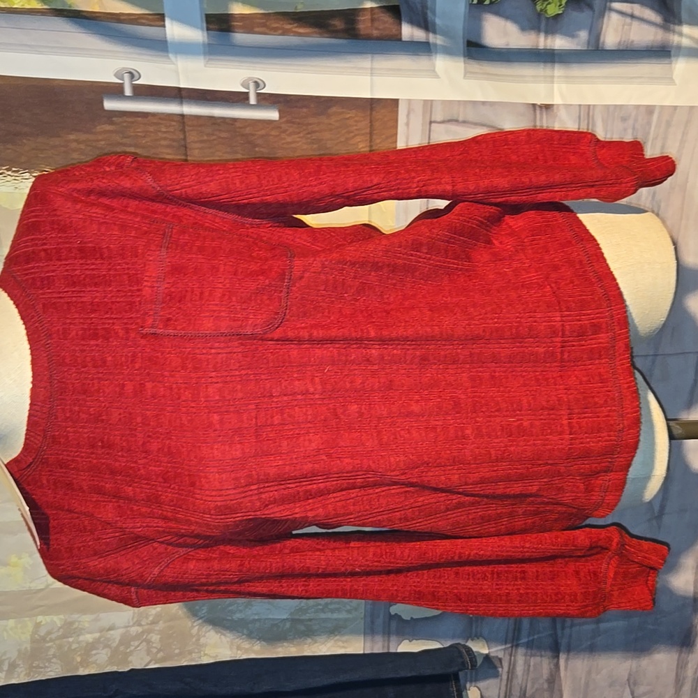 Dokotoo Maroon Sz Med Fall Top - Picture 3 of 5